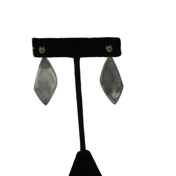 Sterling Silver and Lapis + Coral Inlay Earrings Signed "IVERSON"S" - Picture 7 of 10